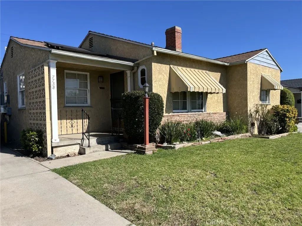 7738 Kraft Avenue, North Hollywood