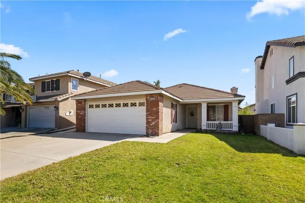 15001 Roundup, Fontana