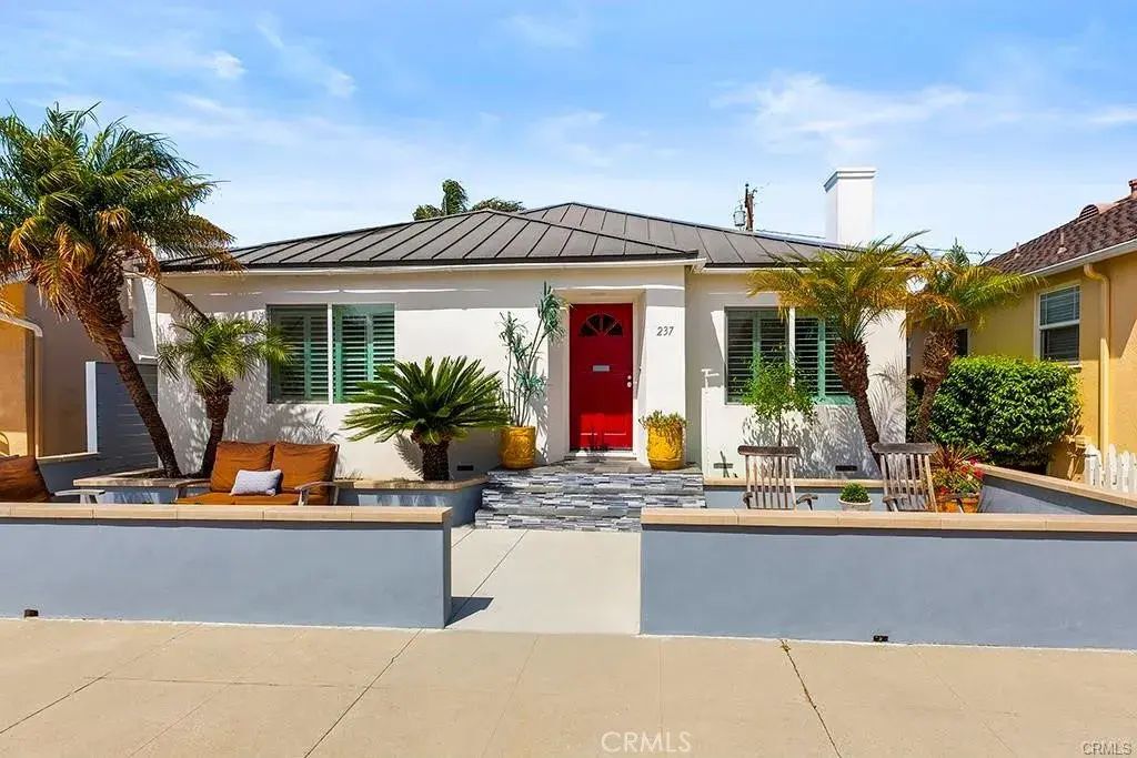 237 San Remo Drive, Long Beach