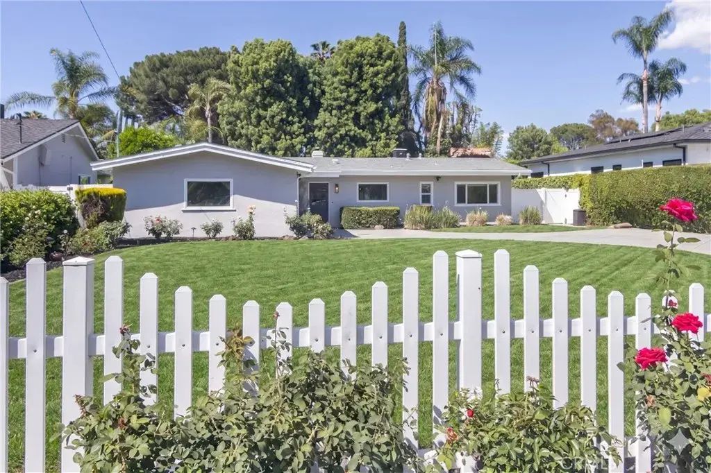 23265 Sylvan, Woodland Hills