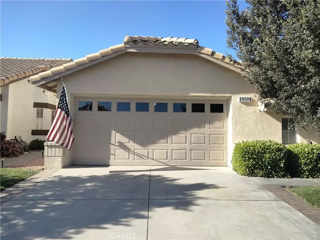 6353 Colonial, Banning