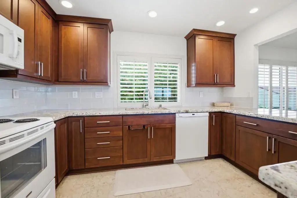17458 Plaza Amimado 127, Rancho Bernardo (san Diego)