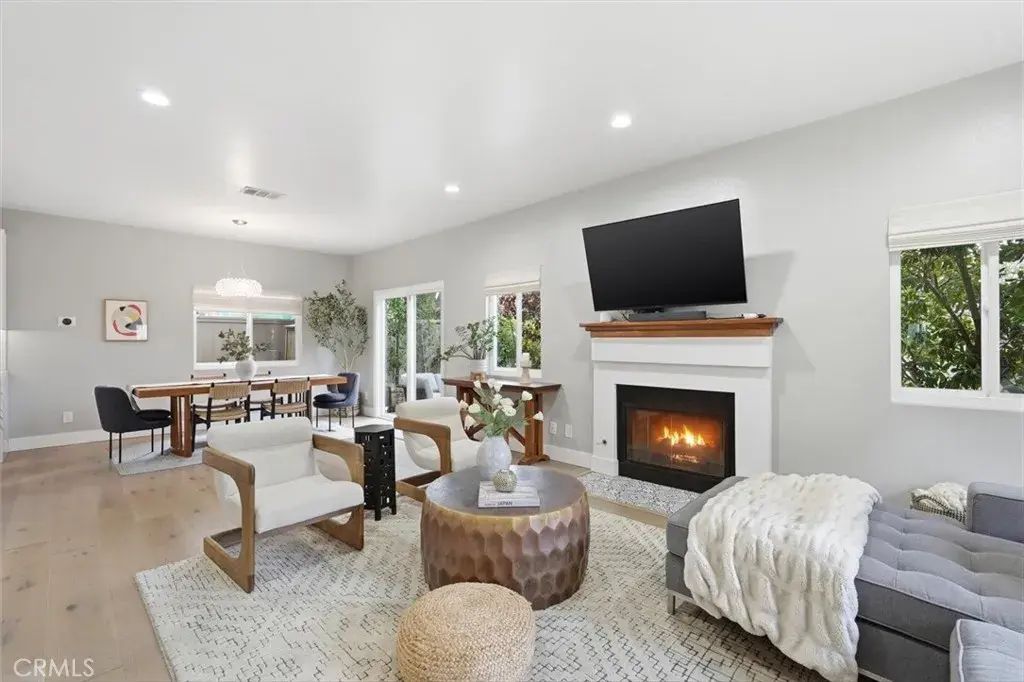 2220 Clark Ln #b, Redondo Beach