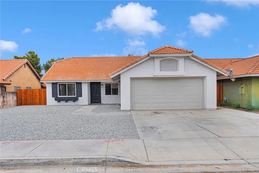 10460 Bouquet Avenue, Adelanto