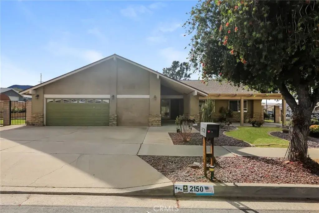 2150 S Buena Vista, Corona