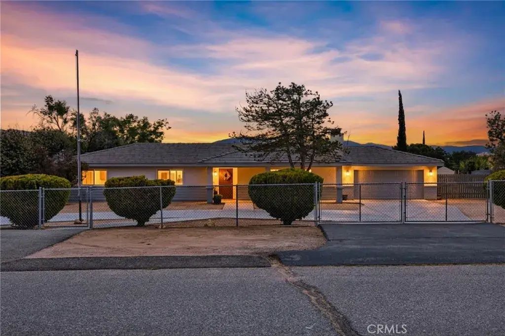 8173 Mono, Hesperia