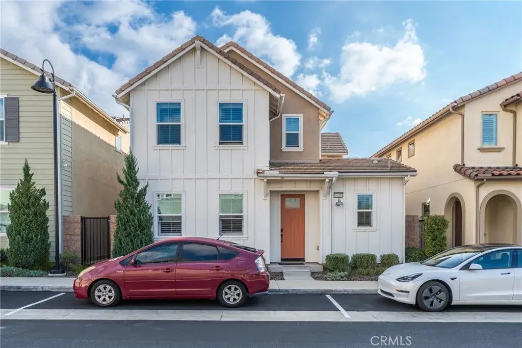 6914 Stonecrop, Fontana