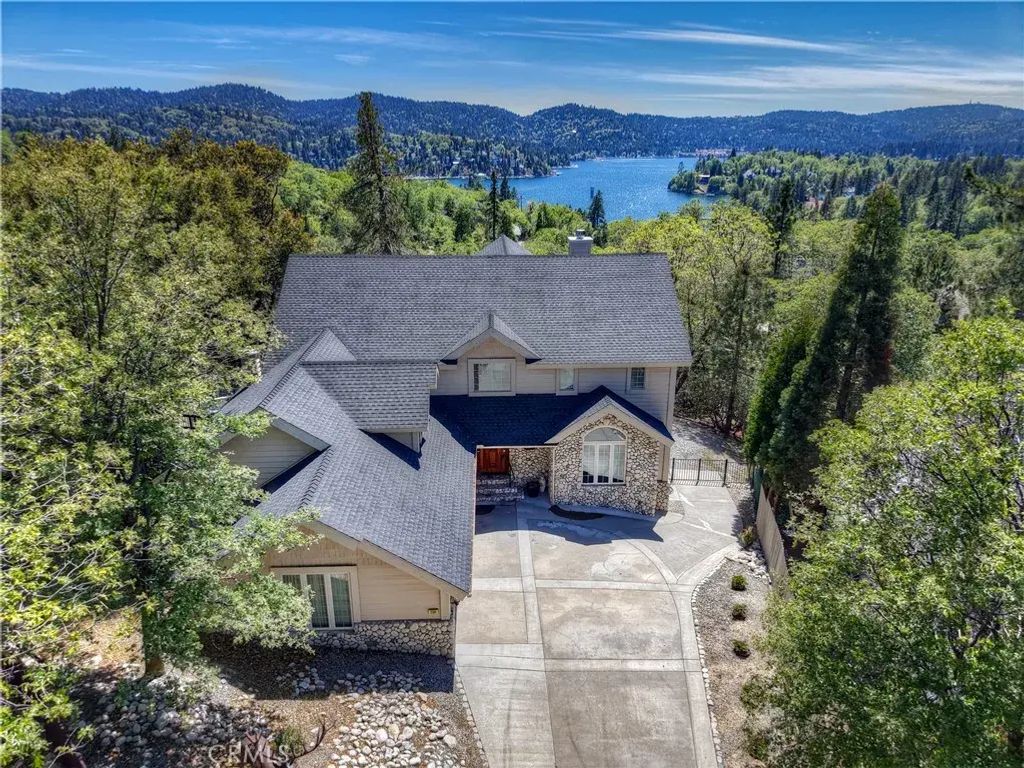 1184 Acadia, Lake Arrowhead