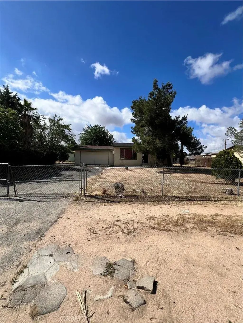 16345 Cashew, Hesperia