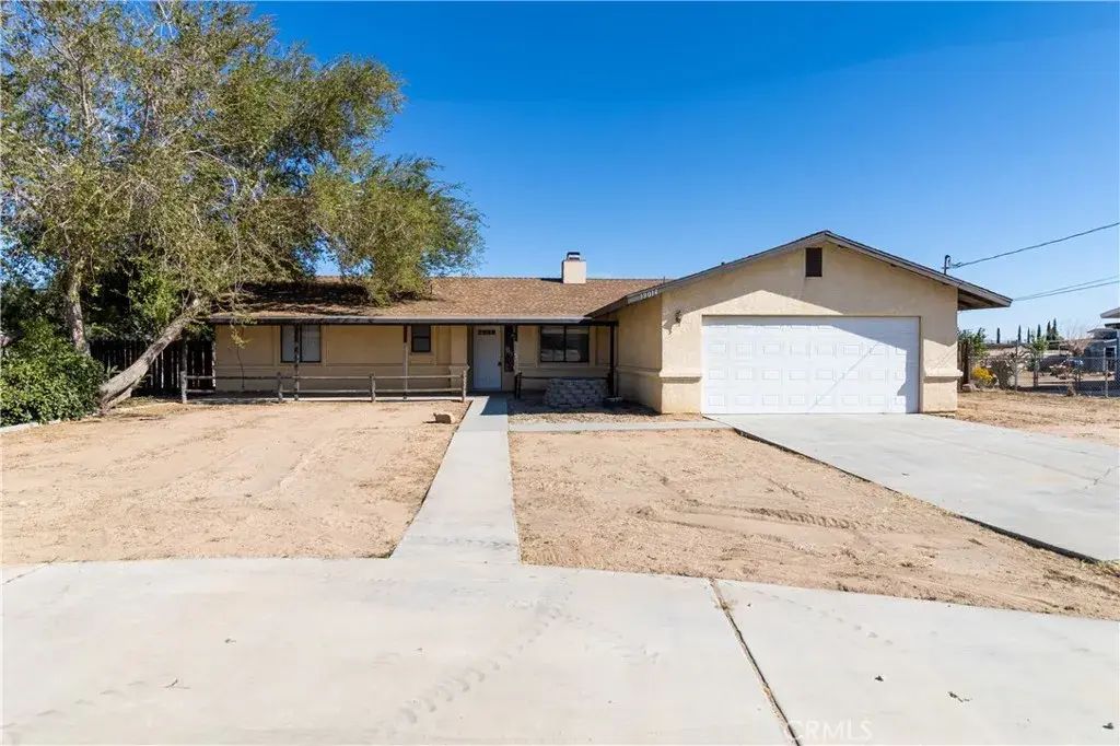19014 Vine, Hesperia