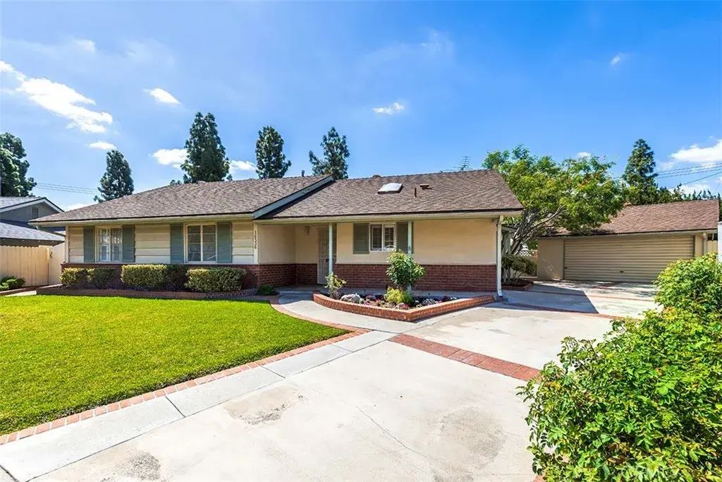 16536 Copper Kettle, La Mirada