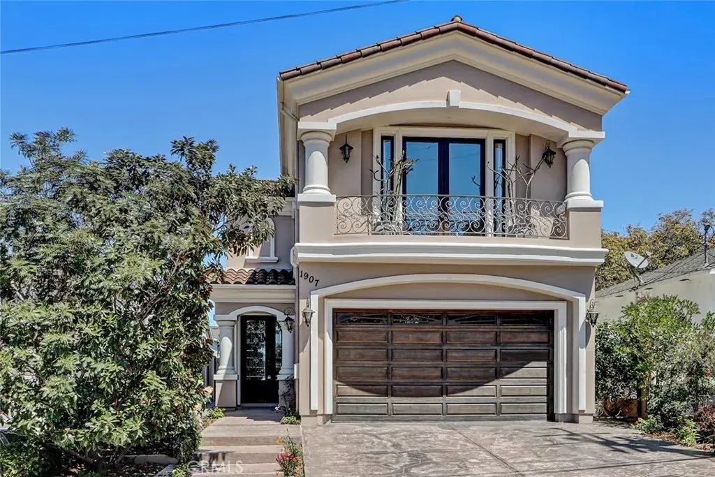 1907 Voorhees, Redondo Beach