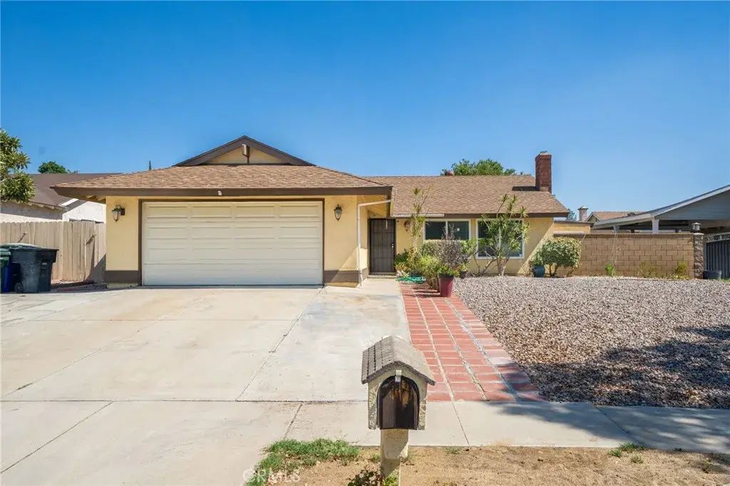 255 S Lassen Avenue, San Bernardino