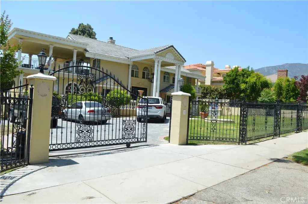 2215 N Euclid, Upland