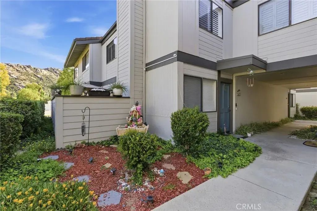 6443 Stoney View 4, Simi Valley