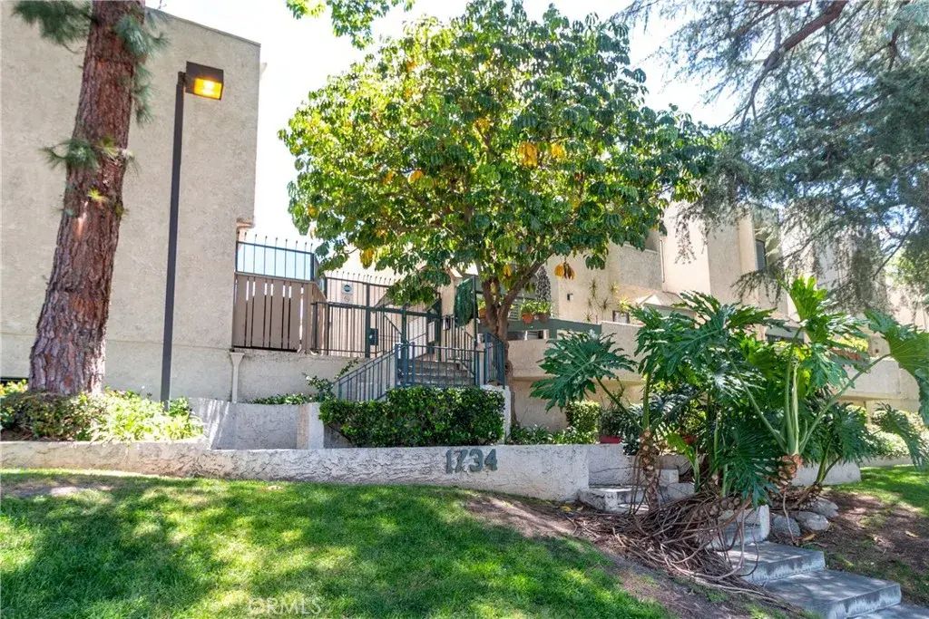 1734 N Verdugo 23, Glendale