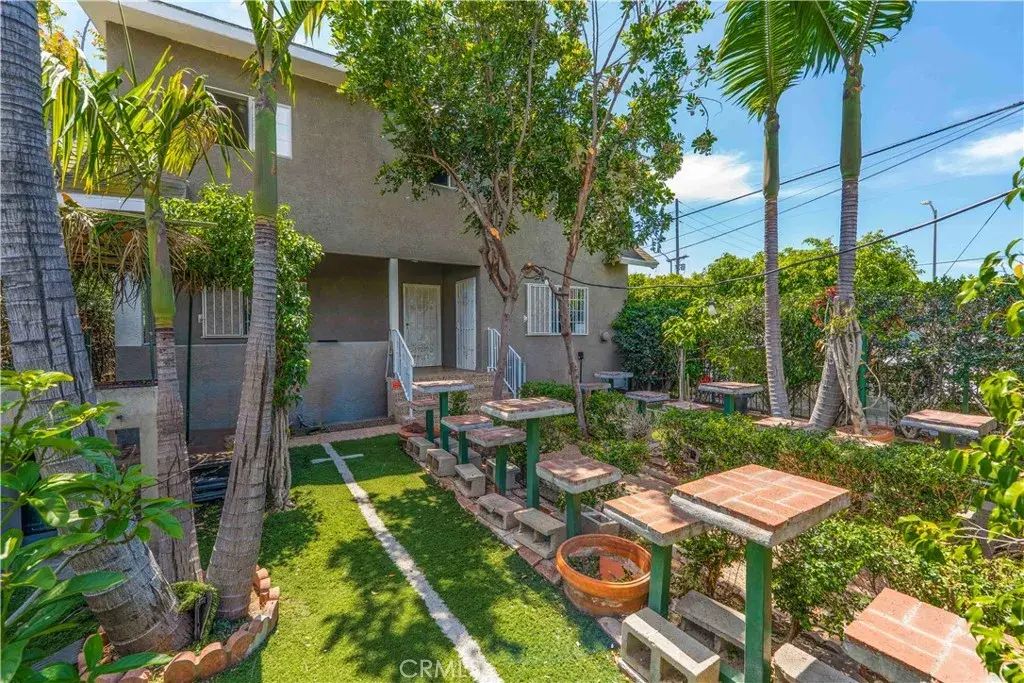 736 W 41st Place, Los Angeles