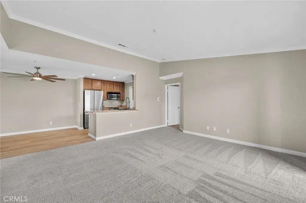 1980 Las Colinas Circle 307, Corona