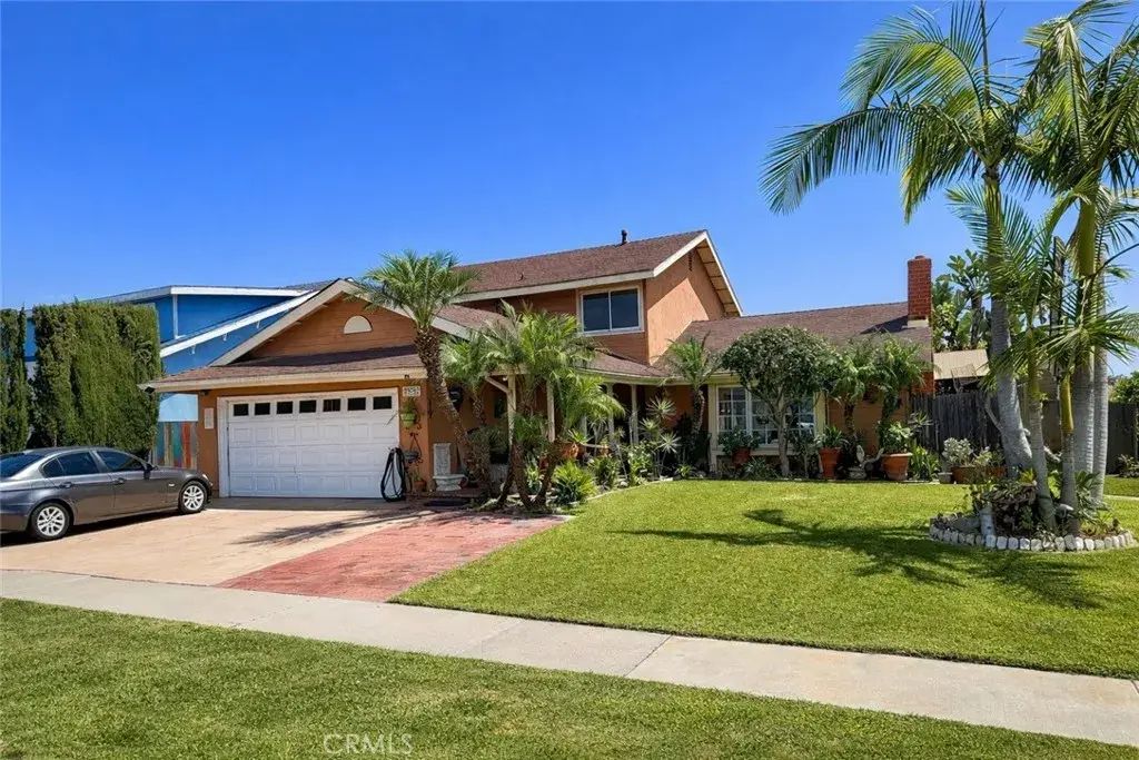 23352 El Perro, Lake Forest