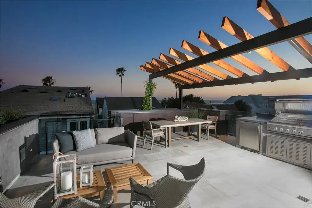 1139 W Balboa Blvd, Newport Beach