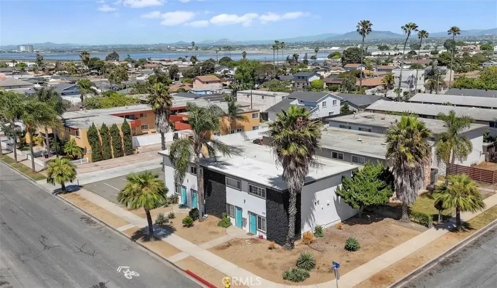 595 7th, Imperial Beach