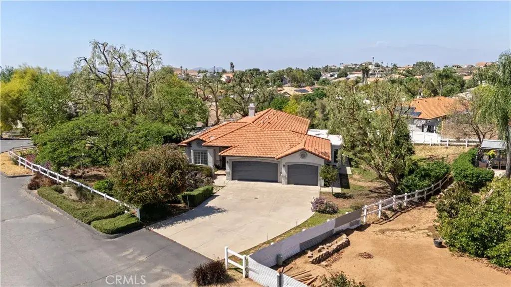14282 Rock Place, Riverside