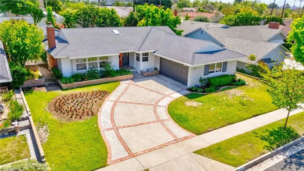13232 Lorca, La Mirada