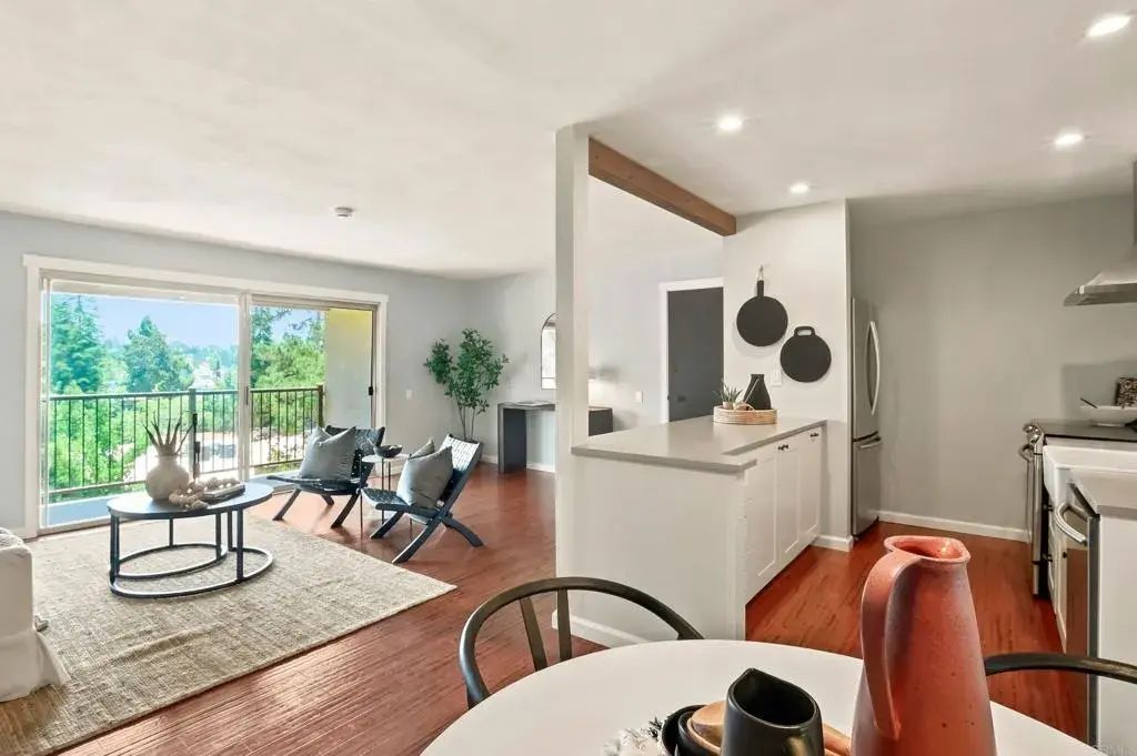 5700 Baltimore 230, La Mesa