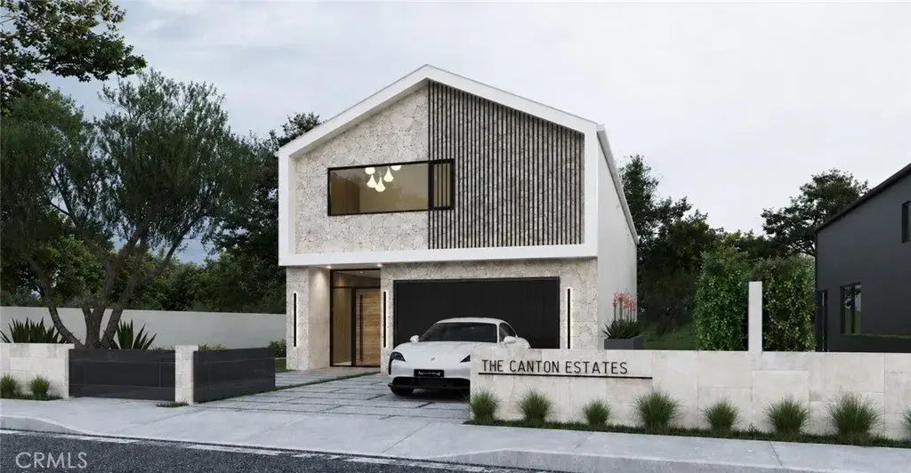 11452 Canton Drive, Studio City