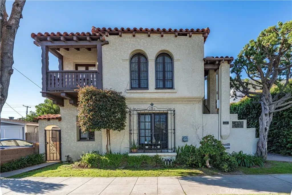 2930 E 3rd, Long Beach