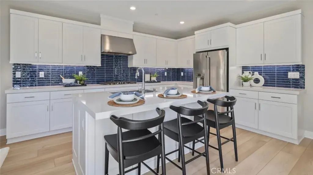 685 Guy Turner Drive, Camarillo