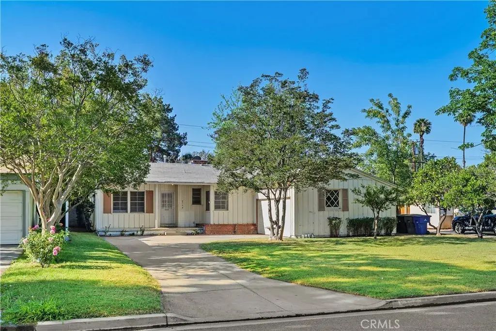 4794 Granada Avenue, Riverside