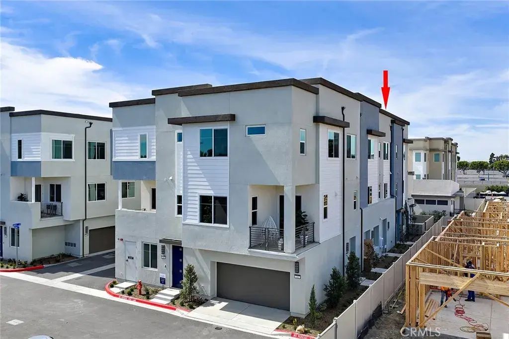 7255 Aura Circle, Huntington Beach