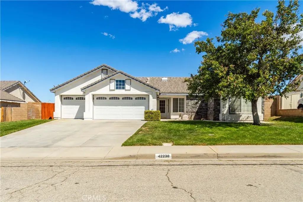 42238 58th West, Lancaster