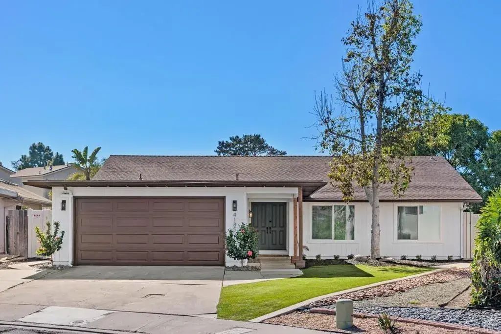 4185 Combe Way, 