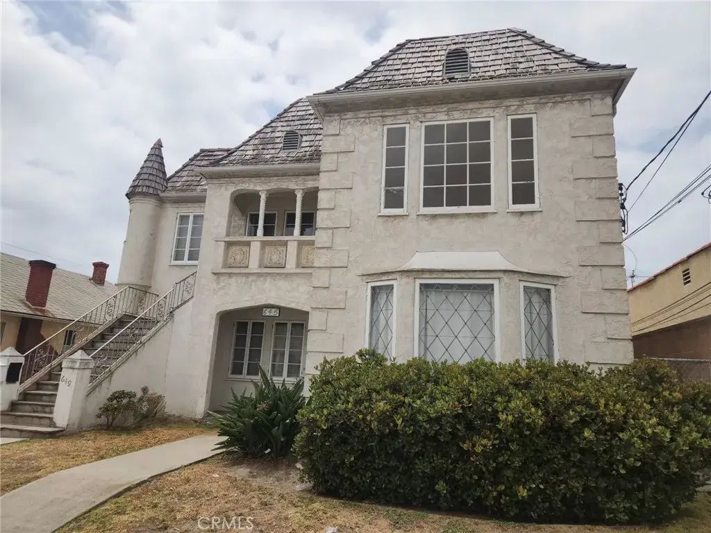 637 W 11th, San Pedro