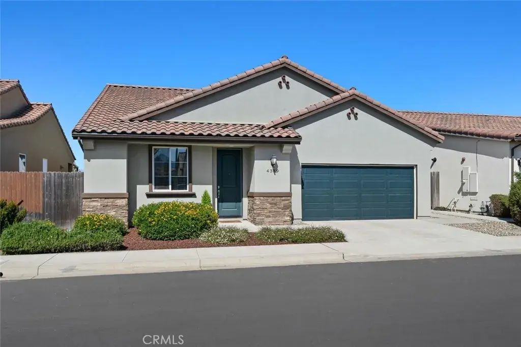 4389 Hacienda, Guadalupe