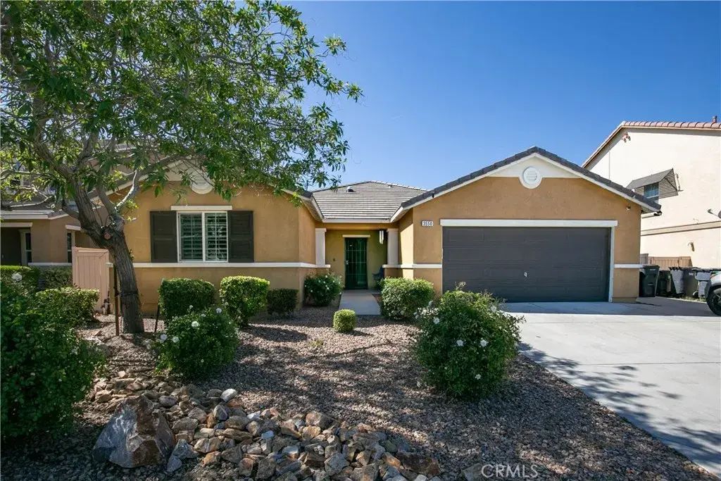 3550 Emerald Lane, Lancaster
