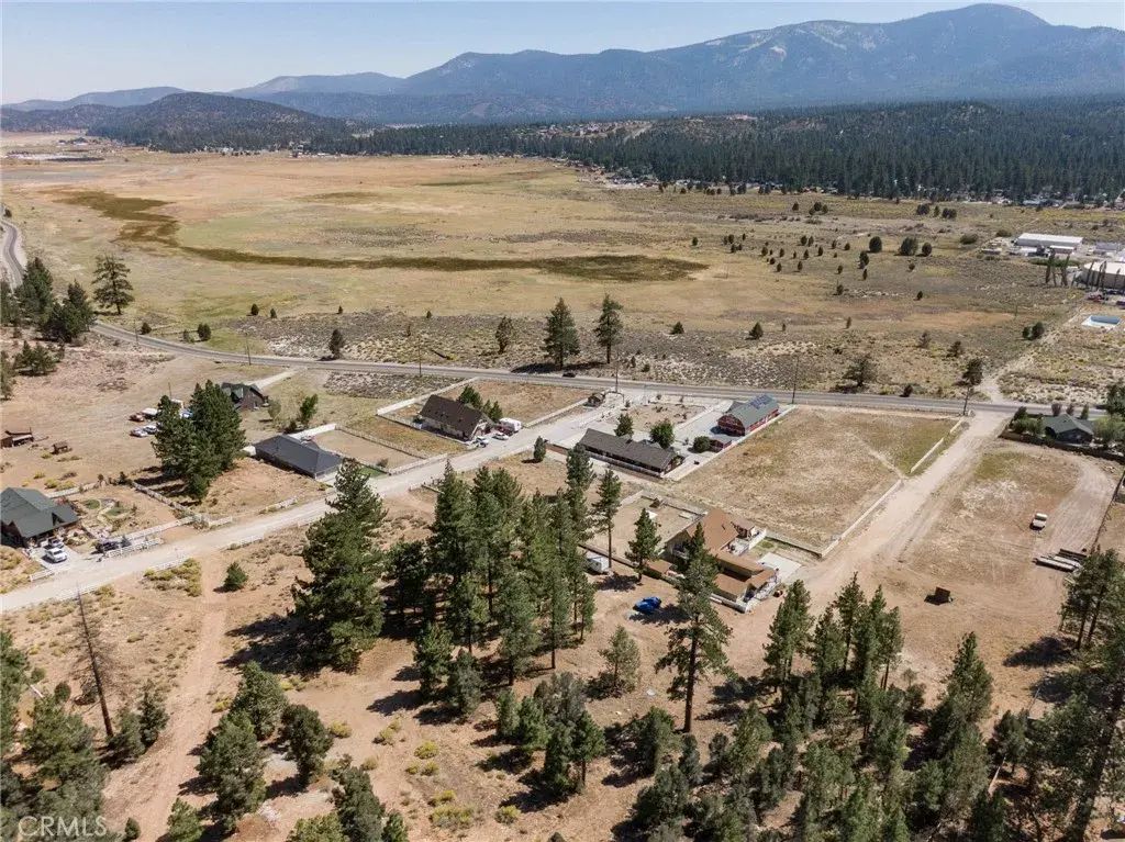 1145 Live Oak, Big Bear