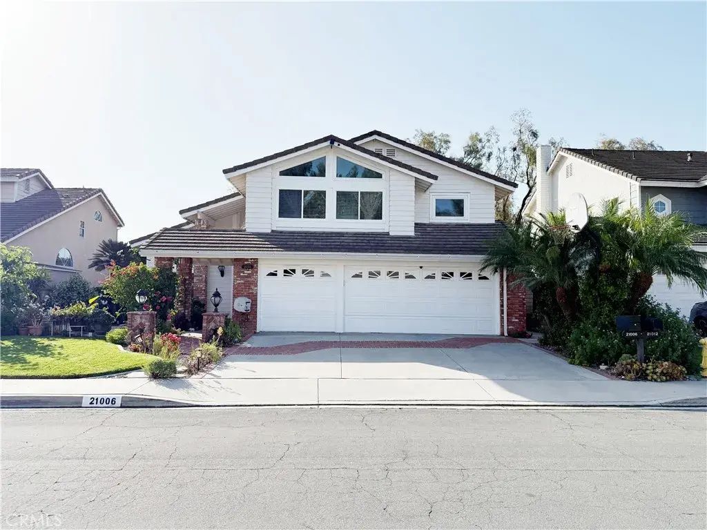 21006 Cantebury, Lake Forest
