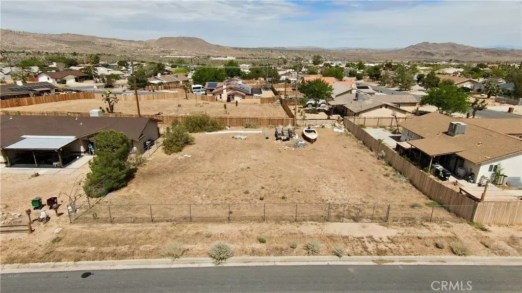 58874 Delano, Yucca Valley