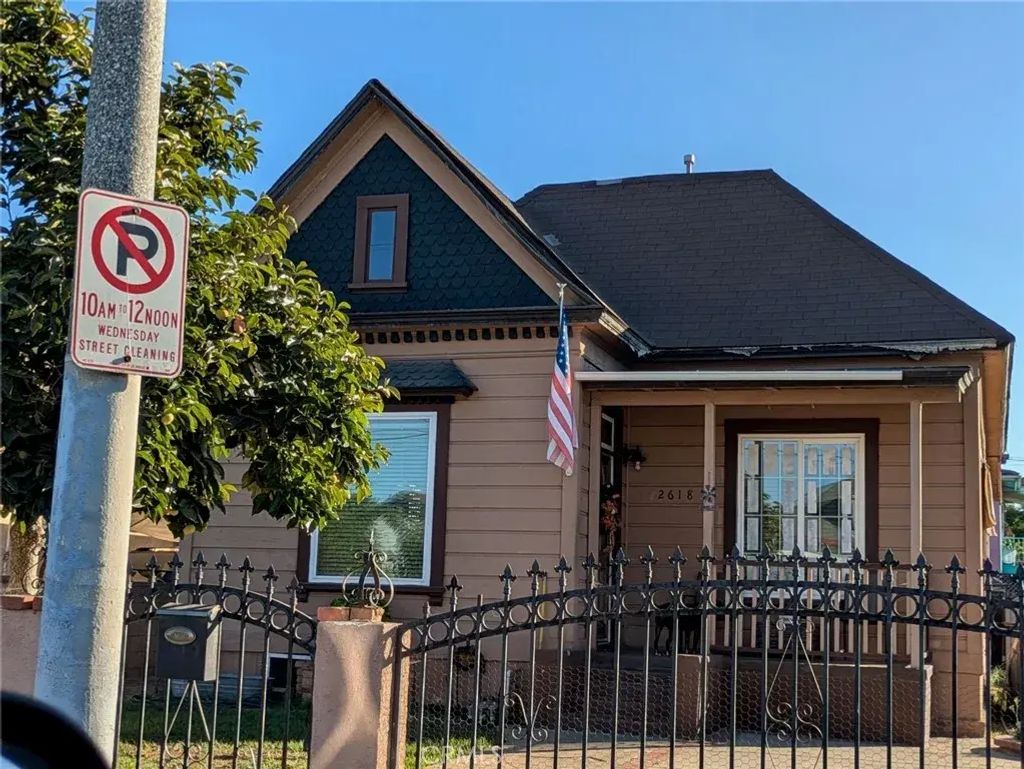 2618 Gleason, Los Angeles