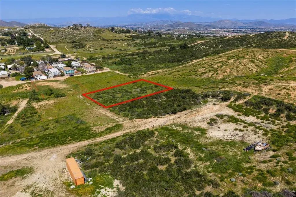 1 Walker, Menifee