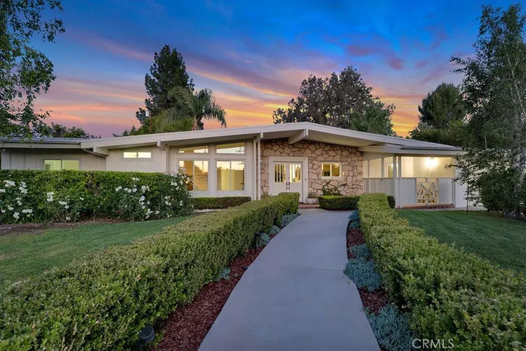 4412 Willens, Woodland Hills