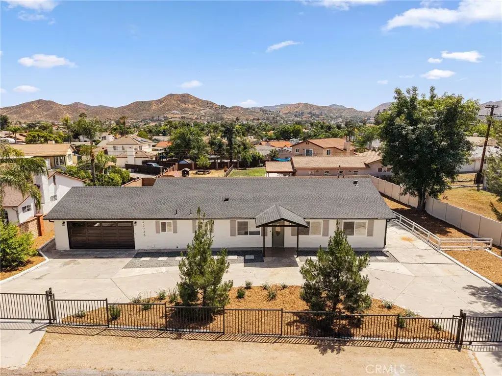 23735 Vista Way, Menifee