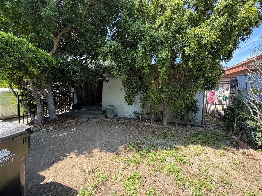 6257 Colfax, North Hollywood