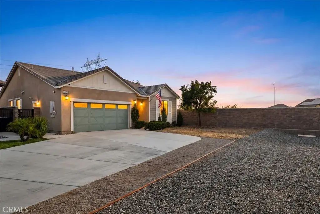5448 La Bodega Way, Fontana