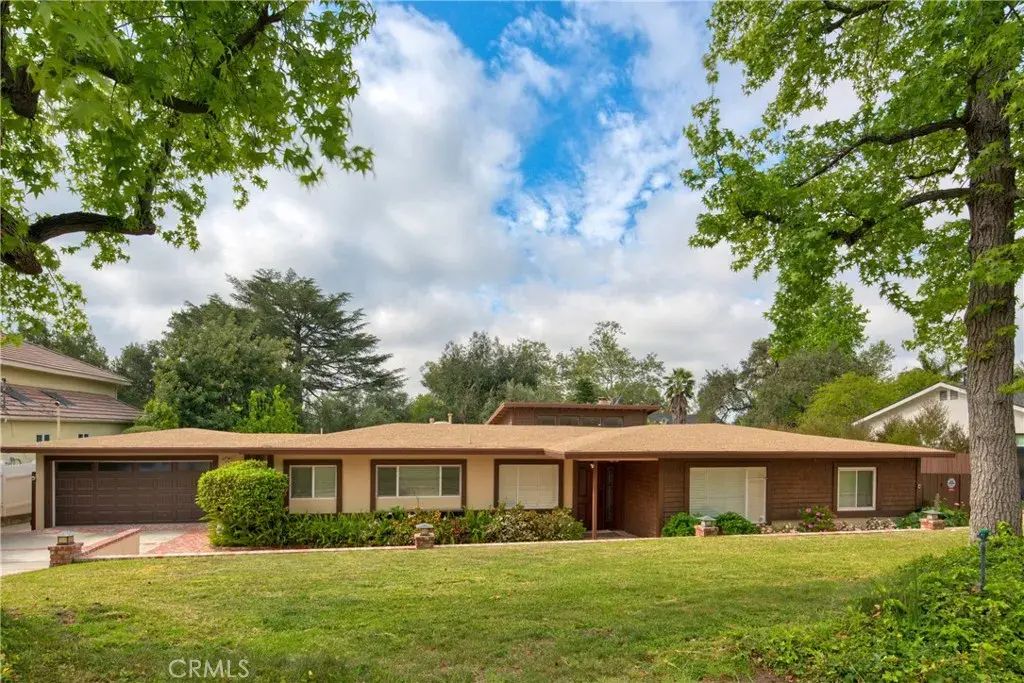 1026 Lavender, La Canada Flintridge