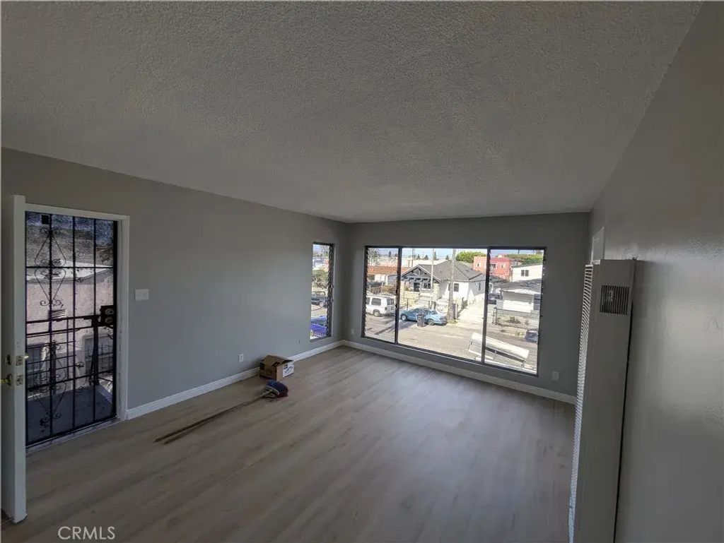 5847 Denver, Los Angeles