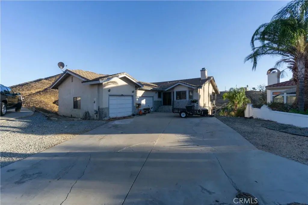 29300 Mammoth Place, Canyon Lake